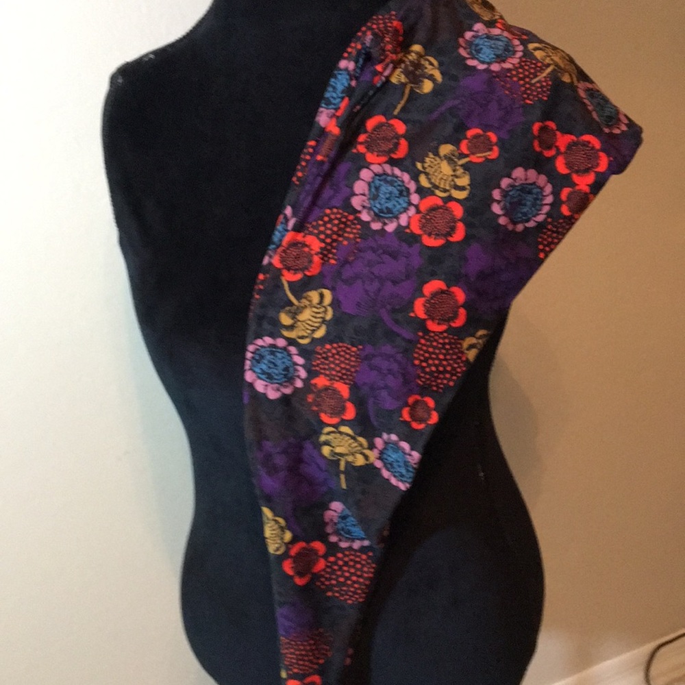 NWT LLR OS leggings